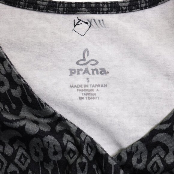 Prana Printed Twist Front Faux Wrap Dress 3/4 Sleeve V-Neck Knee Length Grey S - Picture 4 of 5